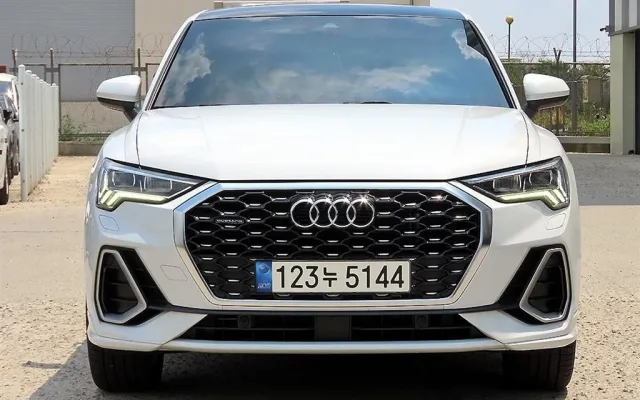 베라크루즈 중고차 Q3 (F3) 35 TDI 스포트백 콰트로 프리미엄 매물 사진 1 - 2022/06 84,446km